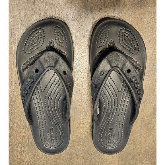 Crocs Sandals - Baya II Flip Flops, Waterproof Shower Shoes Black Men 5 Women 7 - Picture 1 of 5